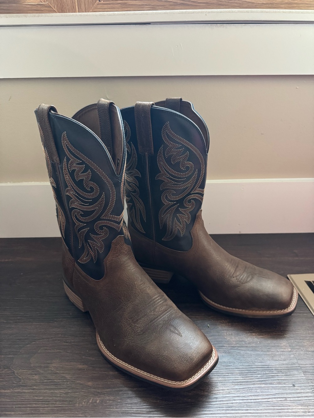 Ariat Brown Leather Western Boots with Navy Embroidered Shaft